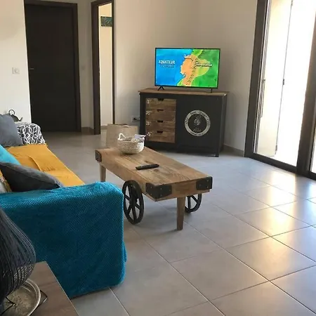 T3 Moderne Vue Mer A Sisco *